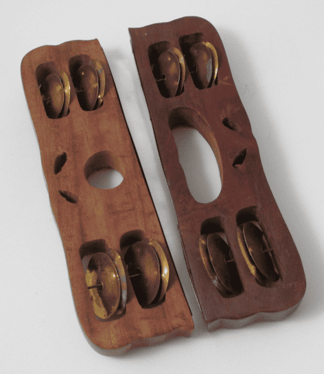 khartal wooden clappers